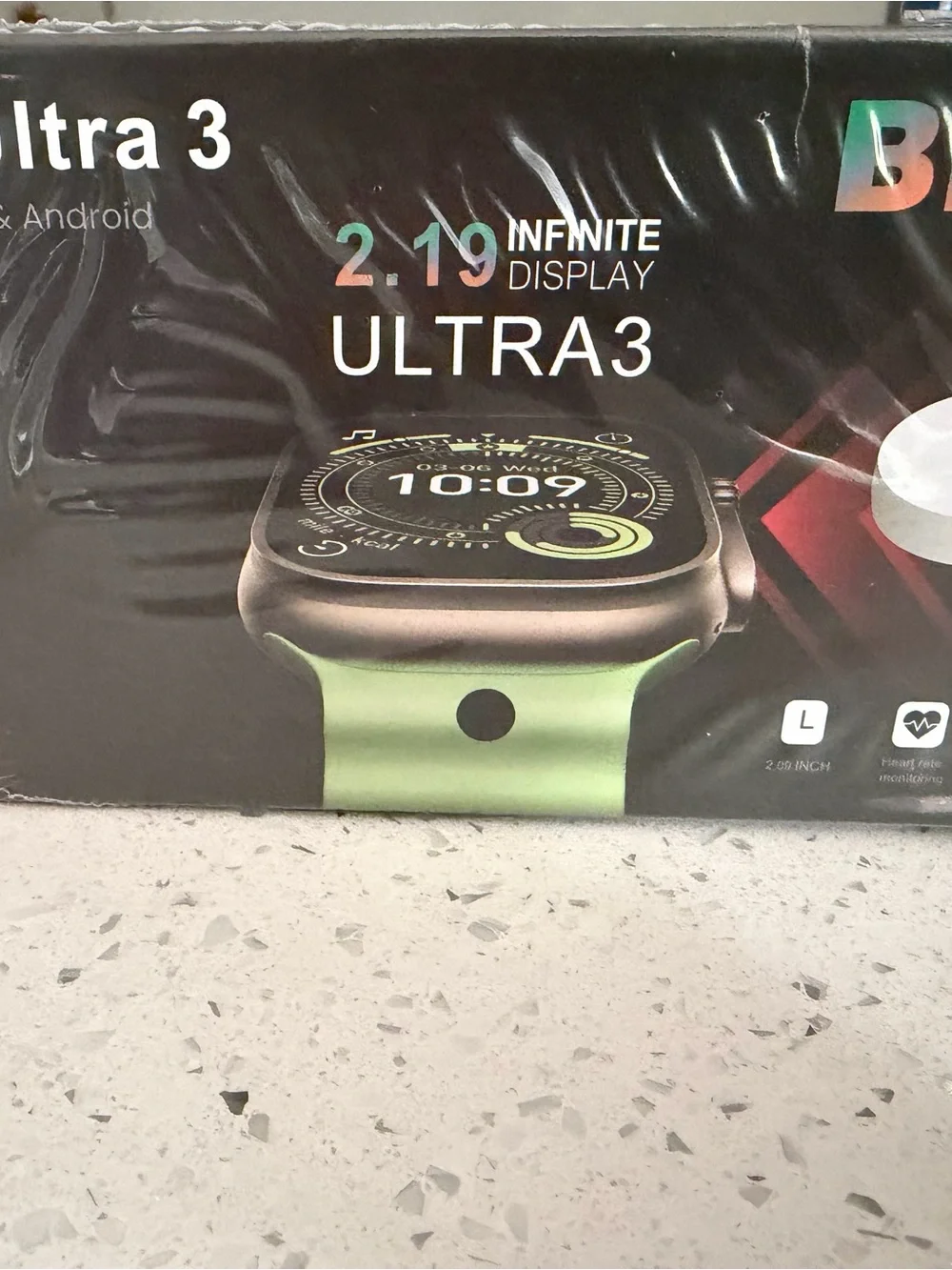 Ultra3 Smartwatch in Light Green — 2.19